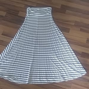 Johnathan Martin Free Flowing Maxi Skirt